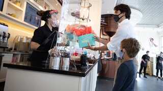 Canada: Justin Trudeau steps out with son to grab ice creams in new normal