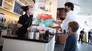 Canada: Justin Trudeau steps out with son to grab ice creams in new normal
