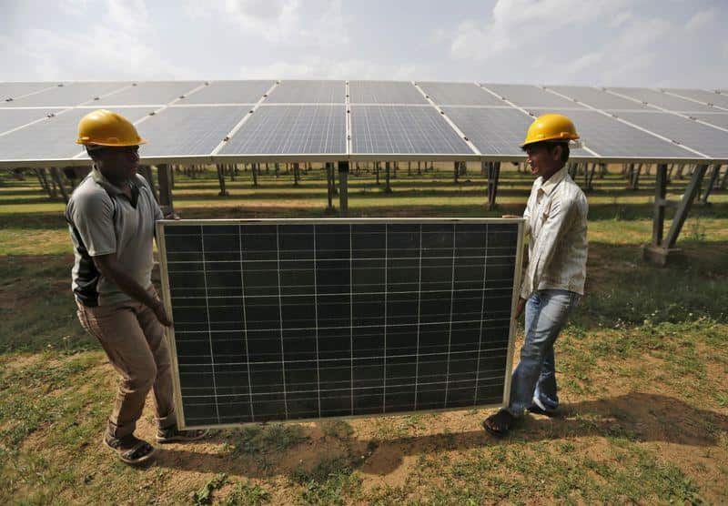 India considering 20-25% import tax on solar modules