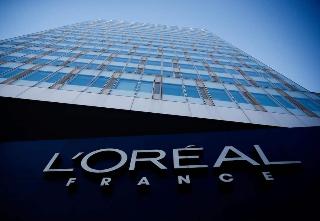 US woman sues L'Oreal for selling cancer-causing products