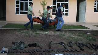Gang war: 14 bodies found by roadside in Mexico