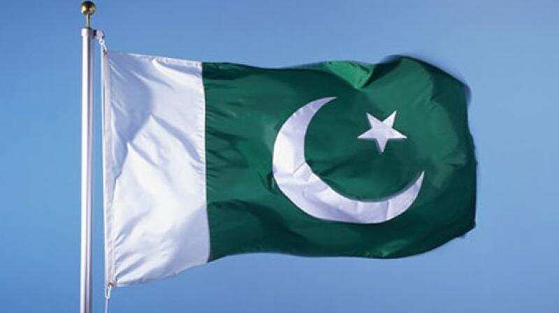 Pakistan: Imran Khan government hikes petrol prices by 34%