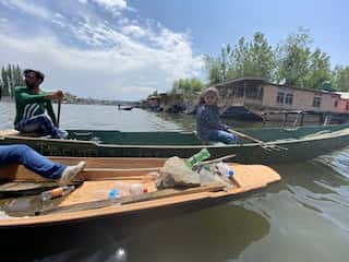 Seven-year-old girl, on mission to clean Dal lake, makes it to Hyderabad school textbook