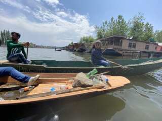 Seven-year-old girl, on mission to clean Dal lake, makes it to Hyderabad school textbook