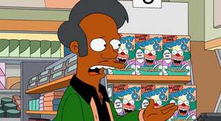 Hank Azaria feels he owes an apology to every Indian for voicing Apu on 'The Simpsons'
