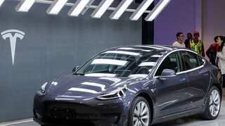 Tesla in California car crash was on Autopilot: Officials