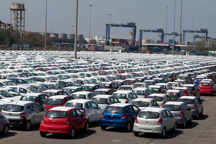 India plans incentives for auto firms to boost exports