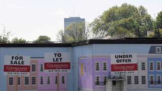 UK house prices fall for first time since 2012