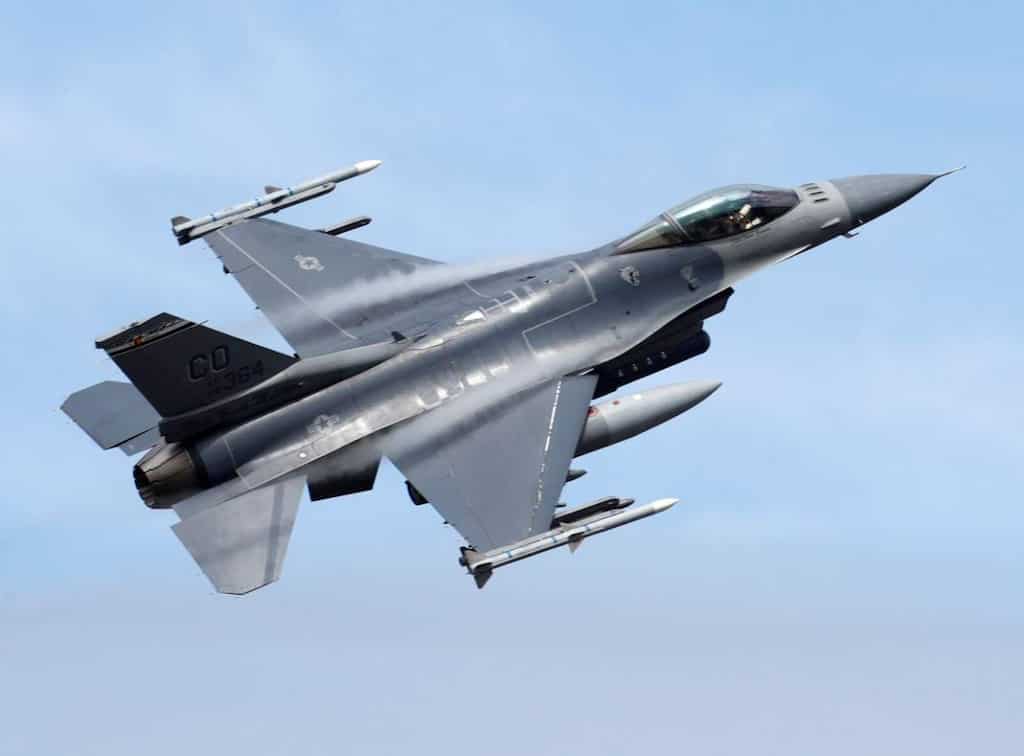 US F-16 fighter jet crashes in South Carolina
