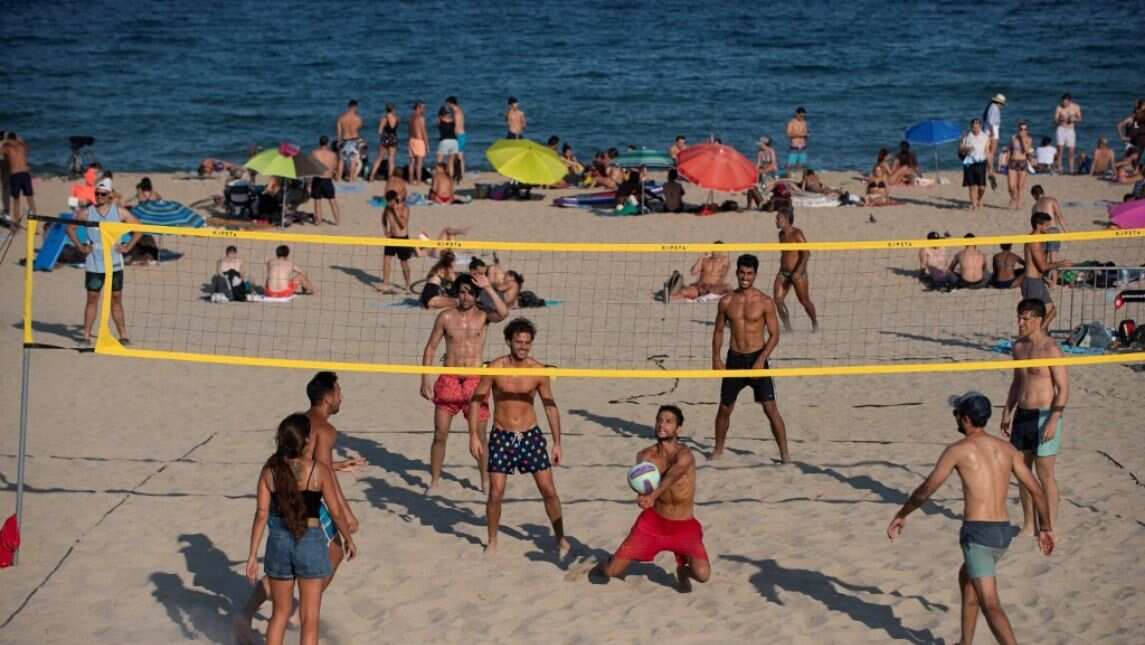 Beach volleyball is back