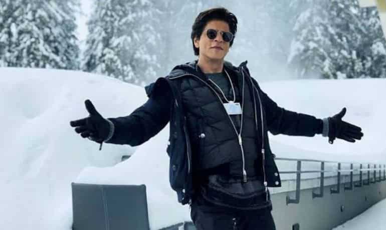 Shah Rukh Khan's signature pose