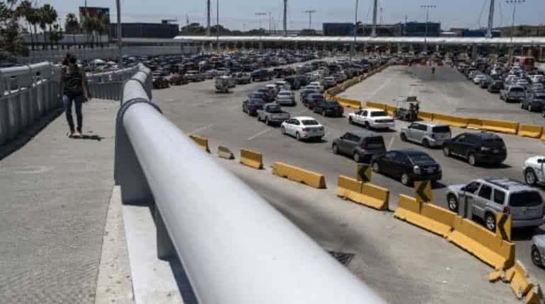 Mexico steps up border checks to keep coronavirus at bay over July 4 holiday Mexico steps up border checks to keep coronavirus at bay over July 4 holiday