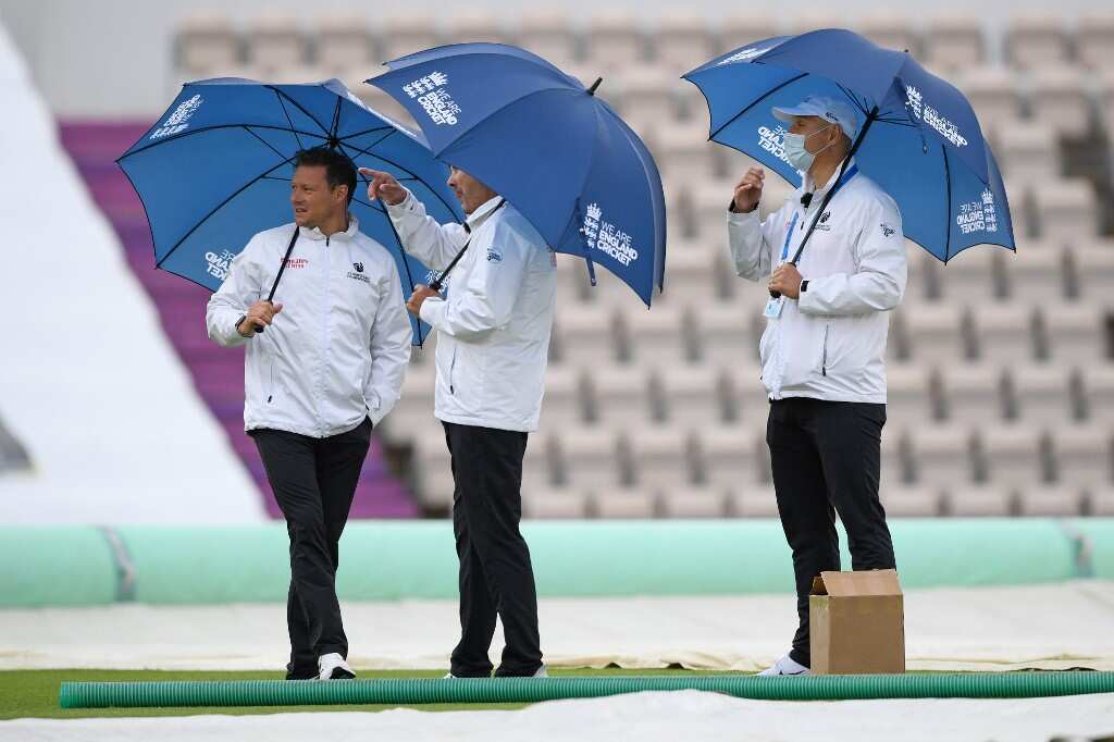 Rain delays international cricket's return in England-West Indies Test Rain delays international cricket's return in England-West Indies Test