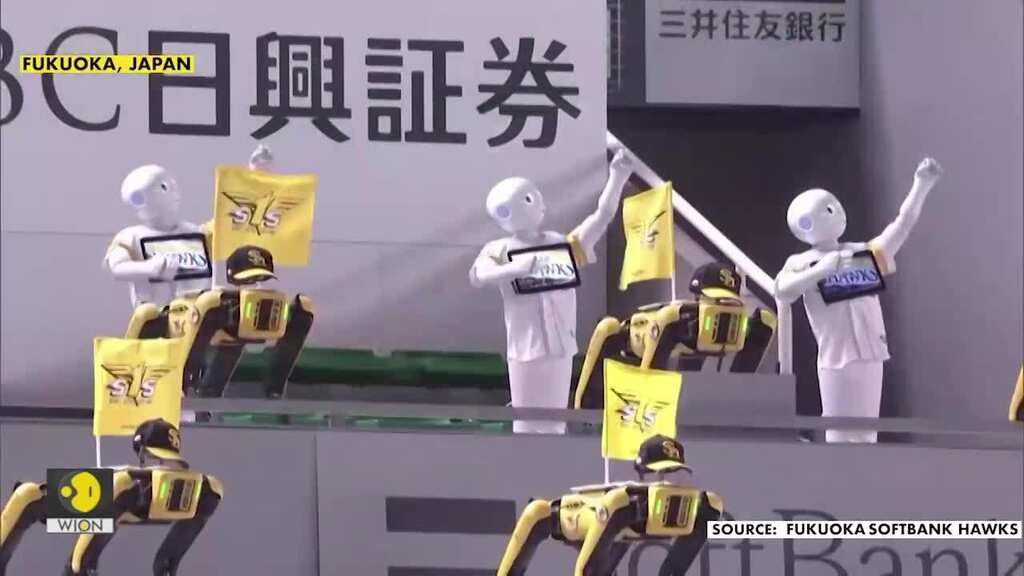 Dancing robots replace fans at Japanese baseball game