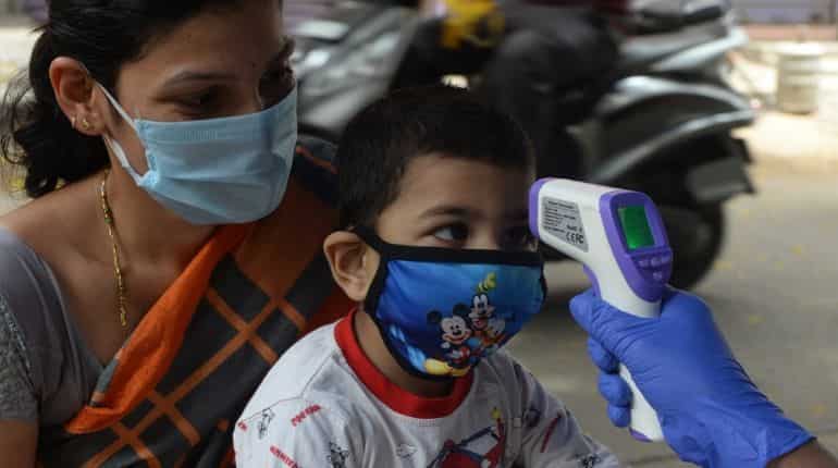 India adds 54,735 fresh COVID cases in one day, tally crosses 17-lakh mark