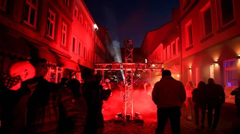 Hamburg sex workers demand Germany's brothels reopen