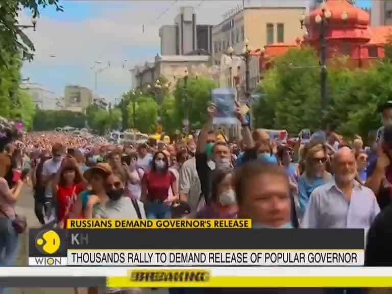 Protesters call for release of Russian governor held on murder charges