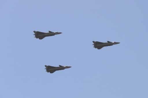Taiwan trains to fight China