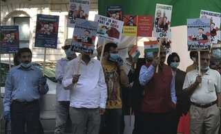 Watch: Pakistanis sing 'Jan Gan Man' and 'Vande Mataram' with Indians in UK during anti-China protest