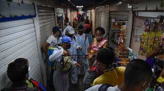 Venezuela: Migrants seek to return home, Maduro claims they're being deliberately infected with coronavirus