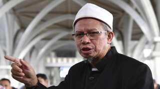 Malaysian minister sparks outrage after targeting transgender people for arrest