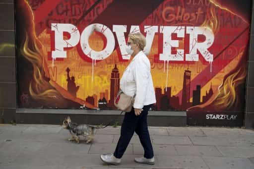 Catalan government urges Barcelona residents to stay home amid rise in coronavirus cases
