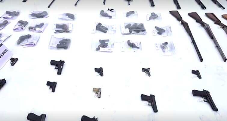Peru: Hundreds of weapons seized by police during in Lima