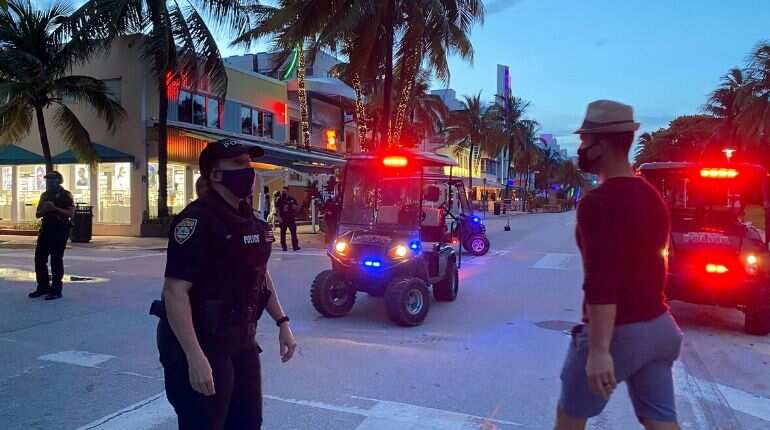 Maldives imposes night curfew after steep jump in COVID-19 infections Maldives imposes night curfew after steep jump in COVID-19 infections