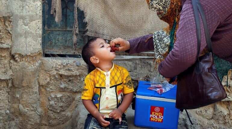 Pak resumes polio vaccination campaign amid COVID-19 pandemic