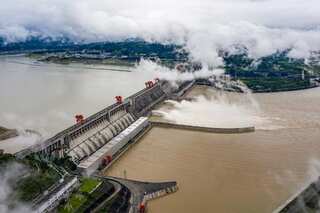 As floods hit China, the Three Gorges Dam faces grave test