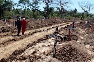 Hundreds of coronavirus-infected bodies recovered from Bolivian streets, homes