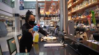 US records 1,000 deaths in one day from COVID-19, California passes 400,000 cases