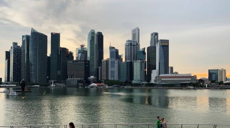 Singapore to give SGD 5.5 billion to 140,000 companies to help them during COVID-19 pandemic