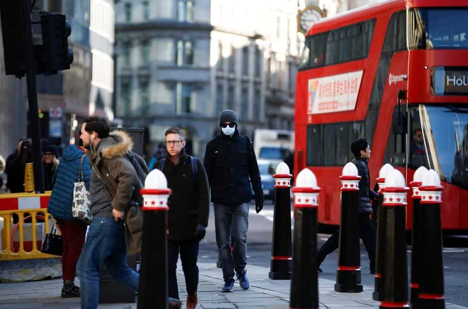UK: Highest weekly COVID-19 cases reported since July; Johnson rules out the possibility of lockdown