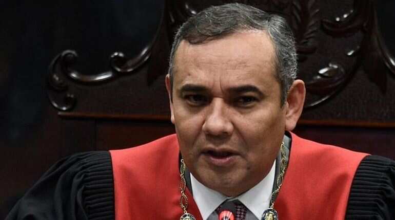 US offers $5 million reward for arrest of Venezuelan chief justice