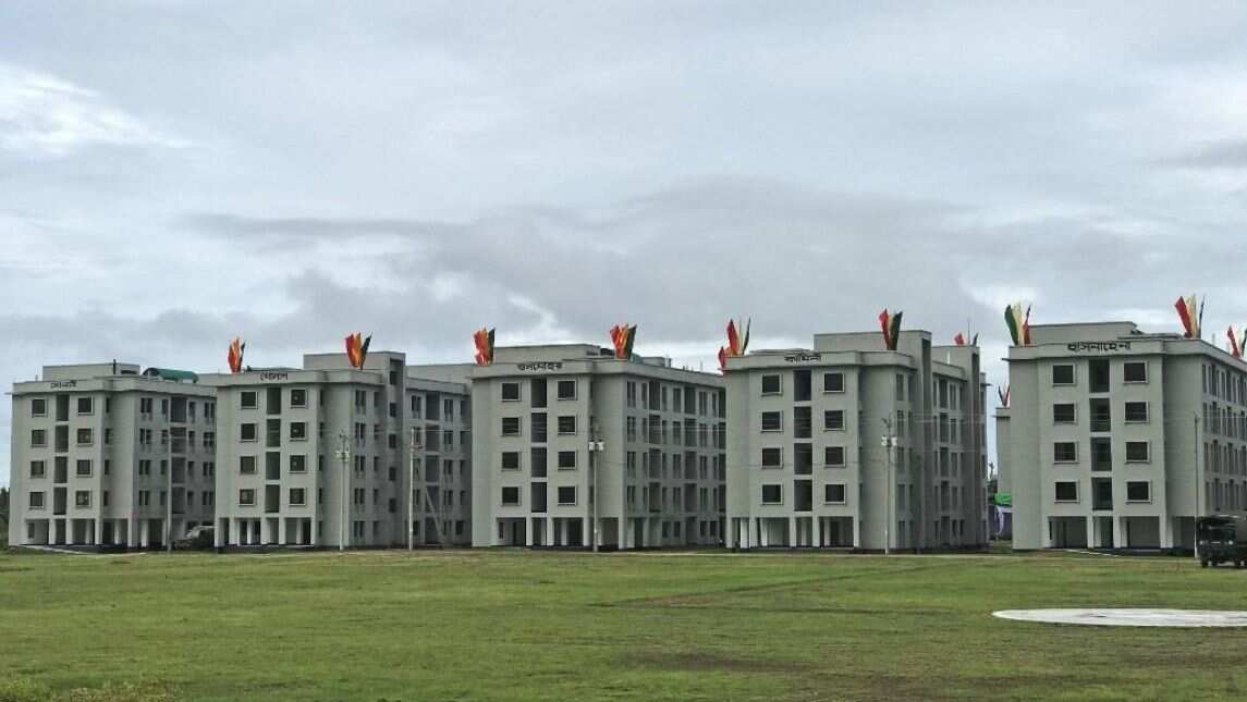 Bangladesh opens complex to house 'climate refugees' Bangladesh opens complex to house 'climate refugees'