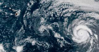 Strongest storm on Earth expected to weaken as it approaches Hawaii