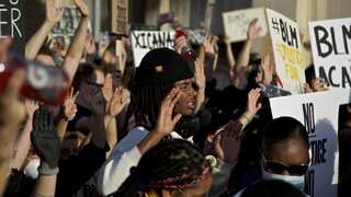 US federal agents use tear gas to try to disperse Portland protests
