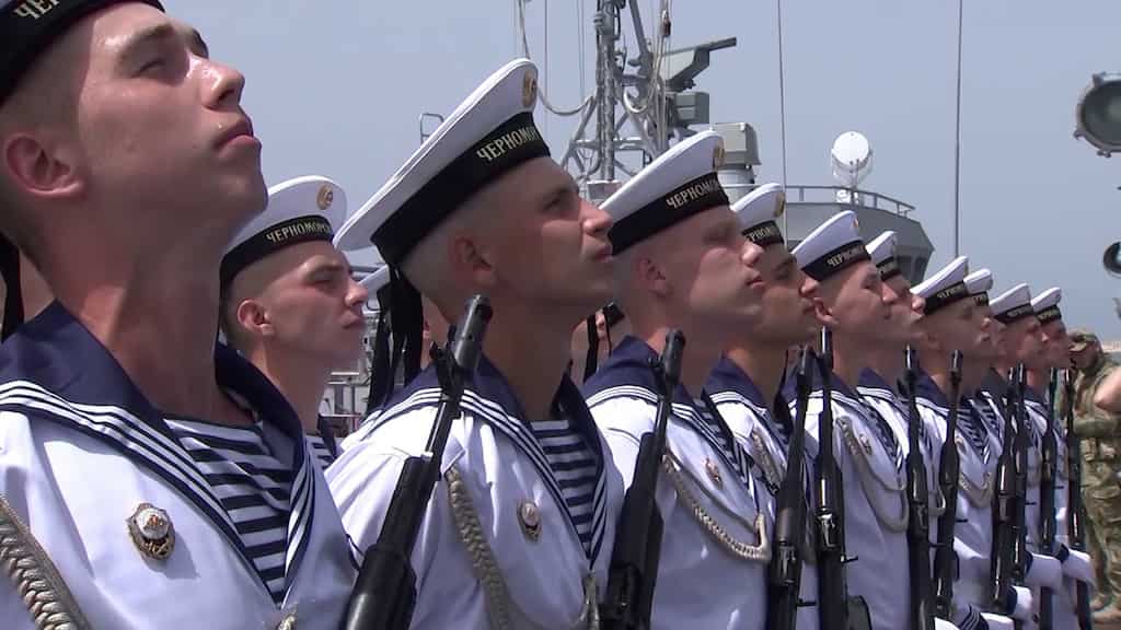 Russia honors its sailors on the Navy day, President Putin opens the Navy day parade