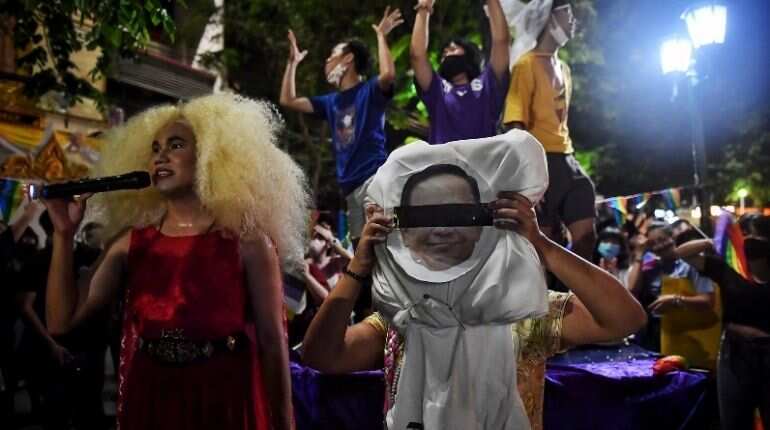 Standing against Prayuth Chan-ocha