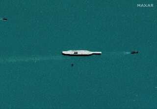 Iran military exercise in Gulf 'irresponsible and reckless', says US navy