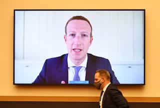 Mark Zuckerberg suggests Google and Apple are bigger threats than Facebook