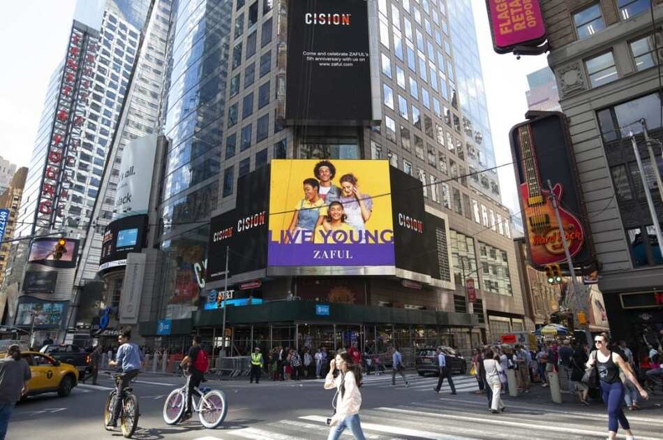 In a first, Indian tricolour to be hoisted at iconic Times Square in New York In a first, Indian tricolour to be hoisted at iconic Times Square in New York