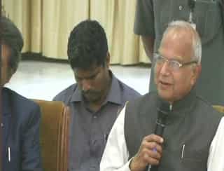 Tamil Nadu Governor Banwarilal Purohit tests positive for COVID-19