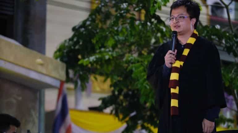 'Denounce Prayut'