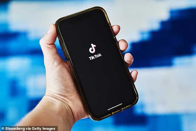 US approves Microsoft's plan to buy TikTok | Trump's Ultimatum to TikTok | US News