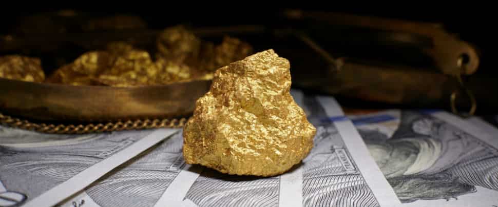 Gold tops $2000 for the first time in history of U.S | U.S Markets | Yellow Metal | WION