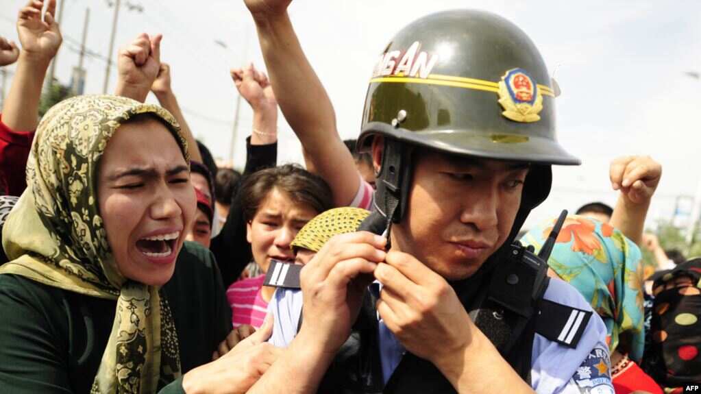 Fineprint: Chilling first-hand account of China's detention system | Uighur Muslims in China