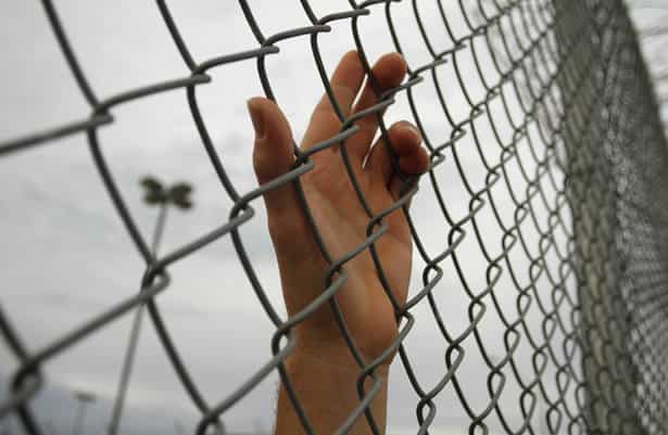 Israel arrests more relatives of Palestinian jail breakers