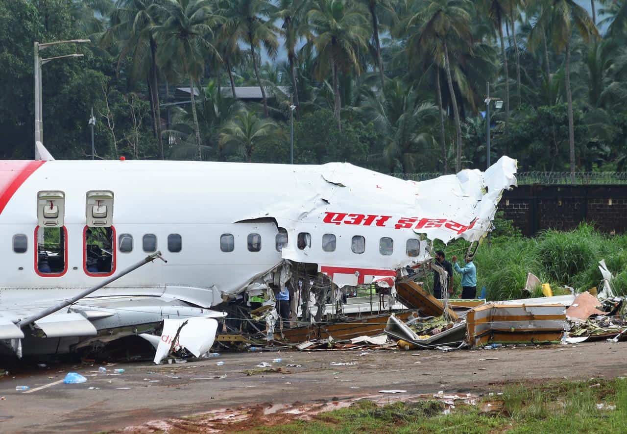 DGCA had issued notice to Kozhikode airport in July, 2019 over critical safety lapses DGCA had issued notice to Kozhikode airport in July, 2019 over critical safety lapses